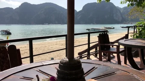 Food Table in the Restaurant by the Ocean Phi Phi Islands, Thailand. 스톡 동영상 129128736