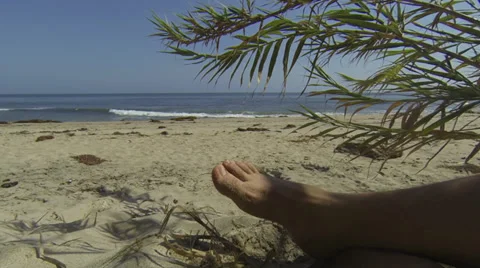 Foot at beach 스톡 동영상 38004159