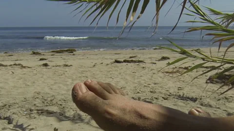 Foot at beach 스톡 동영상 38004255