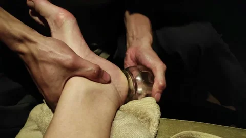 Foot cupping Vidéo 339261012