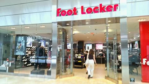 Foot Locker storefront located inside a shopping mall Stock Photos