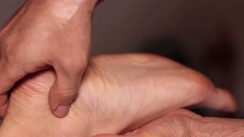 Foot massage Stock-Footage 115776319