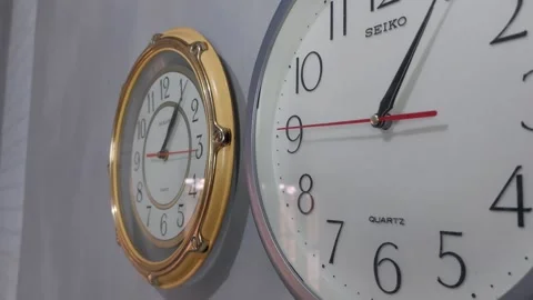 Footage of an analog quartz wall clock made in Japan Stock Footage 326197145