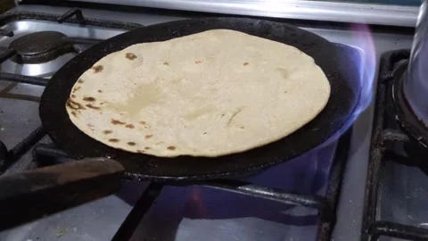 A footage of an Asian bread chappati 動画素材 257012797