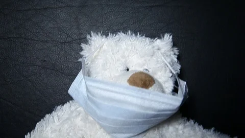 Footage of bear dark background Vídeos de archivo 126514003
