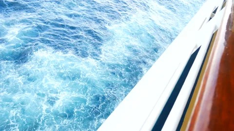 Footage loop. sailing in the wind through the waves. Stock Footage 135323536