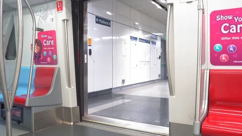 Footage of MRT train door open and close Stock Footage 117354539
