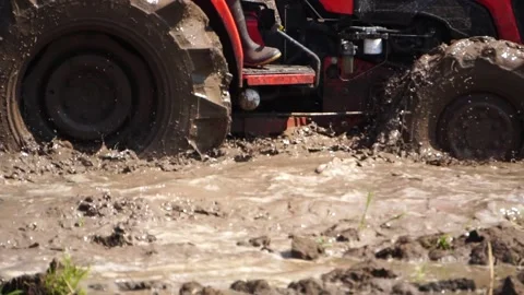 Footage Slow Motion: Tractor plowing field Vídeos de archivo 146720784