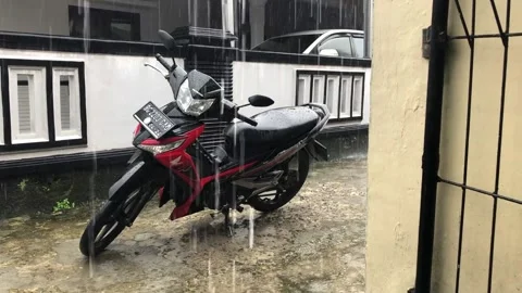 Footage Static Scene Motorcycle under rainy day Stock-Footage 238949675