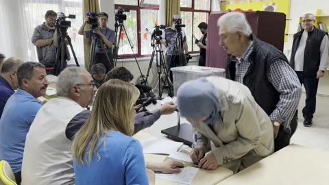 Footage of voting in Ankara for the second round of the Turkish presidential run Stock Footage 242323521