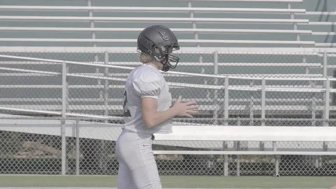 Football Pass Completion Vídeo Stock 144414749