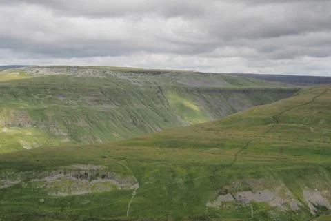 Footpath up to dramatic High Cup Nick, Eden Valley, North Pennines, Cumbria Stock Photos