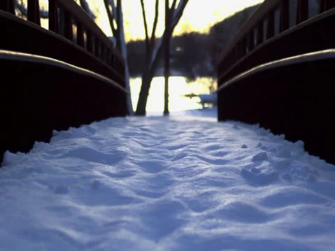 Footsteps Winter Bridge Видео 25233853
