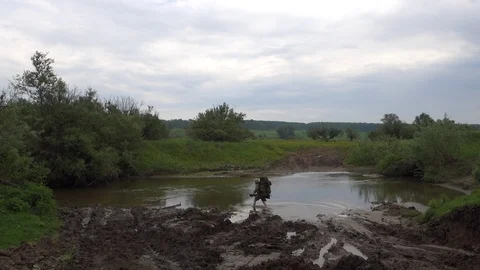 Ford river crossing Stock-Footage 107031992