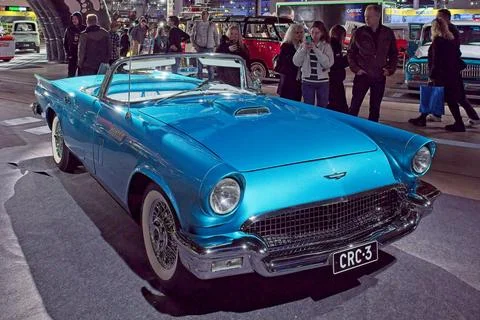 Ford Thunderbird (1957). Fotos de archivo