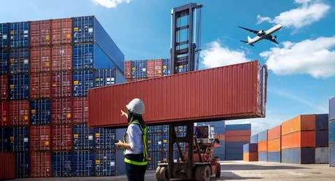 Foreman Woman control loading Containers box Stock Photos