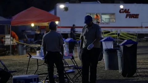 Forest Fire Base Camp Arrival Night Stockbeeldmateriaal 74275934