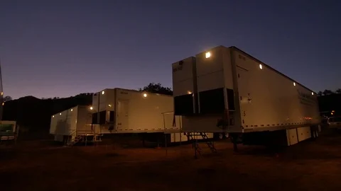 Forest Fire Base Camp Trailers Night Stockbeeldmateriaal 74278848