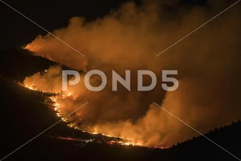 Forest fire at night,Klamath Falls, Oregon, United States of America Stock Photos