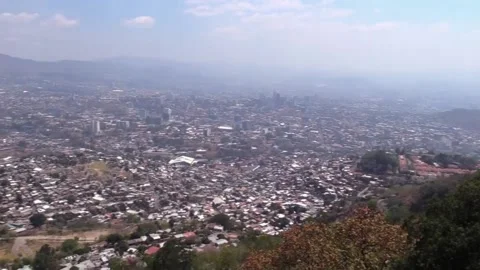 Forest fires affect 63,433 hectares in Honduras, 10.8 % more than in 2023, Teguc Vidéo 270491133