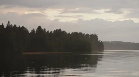 Forest lake at sunset Vídeos de archivo 67420778