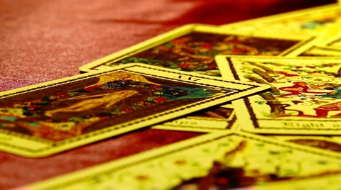 Foreteller Tarot Cards 09 Vídeo Stock 1038831