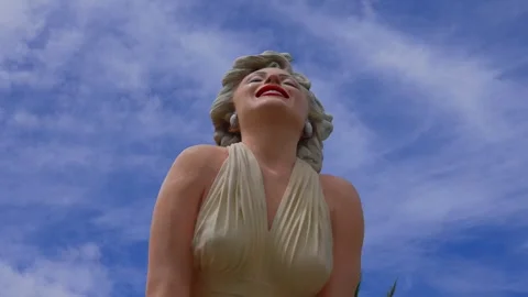 Forever Marilyn Statue, Palm Spring California Video stock 297211104