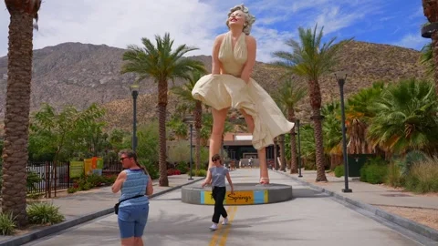 Forever Marilyn Statue, Palm Spring California Video stock 297212231