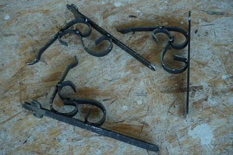 Forged gates created by a master. 스톡 사진