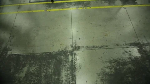 Forklift in house Video stock 77050582