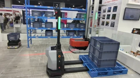 Forklift Mobile Robot (FMR) Stock-Footage 336839043