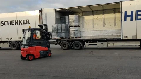 Forklift unloading Stock Footage 142892716