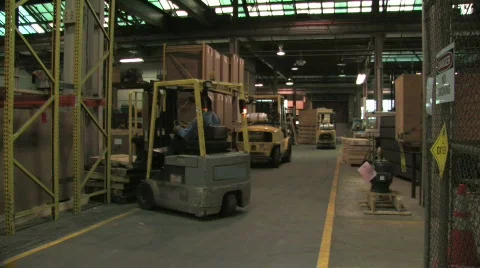 Forklifts in Factory Vidéo 281511