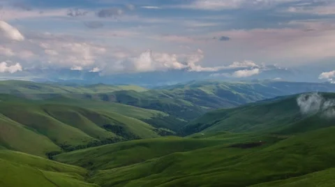 The formation of clouds over the mountains. 動画素材 52691260