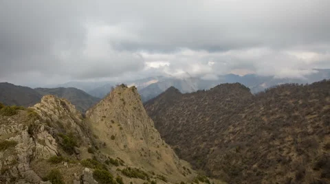 The formation  of clouds up to the slopes of the mountains of Caucasus Vídeo Stock 66022660