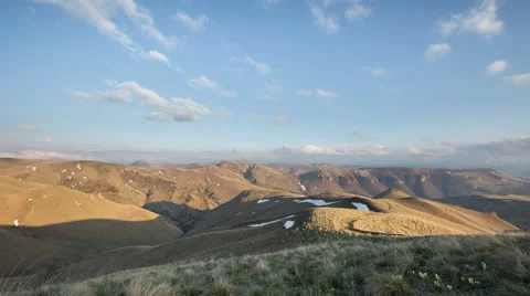 The formation  of clouds up to the slopes of the mountains of Caucasus 스톡 동영상 66746981