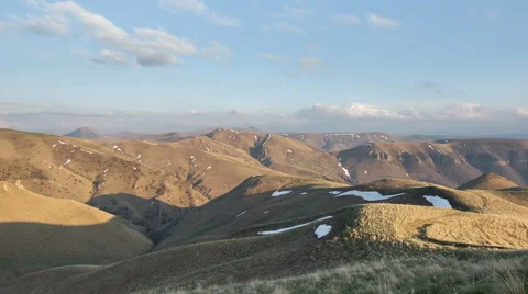 The formation  of clouds up to the slopes of the mountains of Caucasus 動画素材 66747160