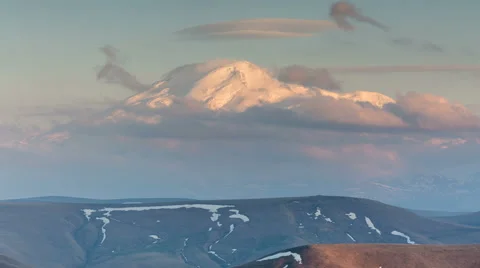 The formation of clouds up to the slopes of the mountains of Caucasus 動画素材 66748208