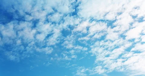 Formation of morning fluffy clouds. 動画素材 240179281