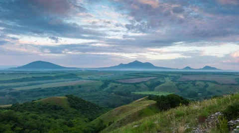 The formation of storm clouds over the mountains. Stock-Footage 52718121