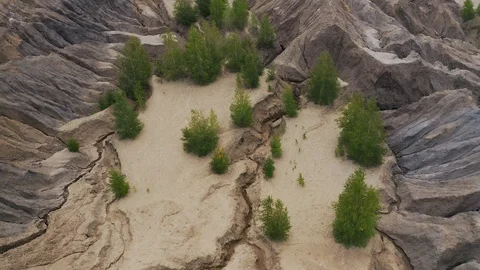 Former coal quarry Vidéo 113147685