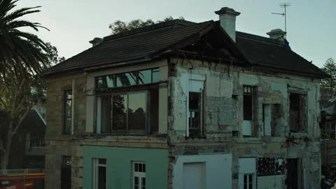 Former glory Sydney mansion falling apart slow motion 4K Stock-Footage 272182270