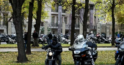 Formidable bikers Stock Footage 97257424