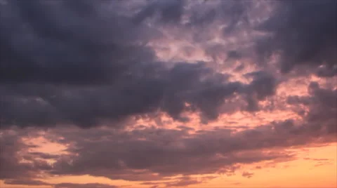 Formless clouds on evening sky Stock Footage 49653023