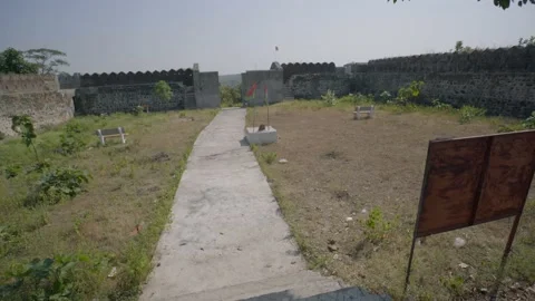 Fort wall pan shot Stock Footage 204787019