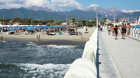 Forte dei Marmi, August 2017, Italy - Very populated beach in Italy Stock Footage 79286694