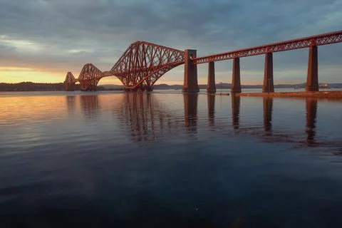 The Forth Rail Bridge crossing between Fife and Edinburgh Stock Photos