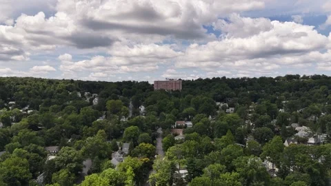 Forward Aerial Push Toward South Mountain Hillside Residences 스톡 동영상 343024645