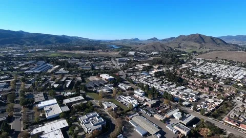 Forward Aerial View of San Luis Obispo Region Vídeos de archivo 204112760