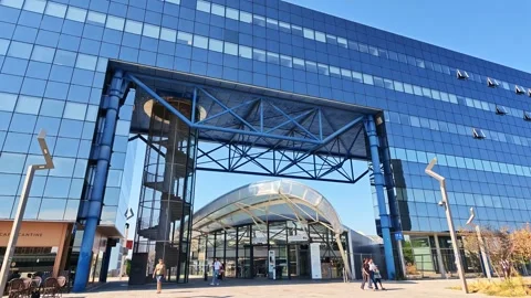 Forward Approach Toward Modern Rennes Train Station 库存影片 345185036